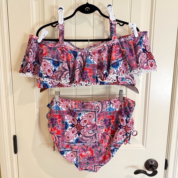 Swimsuits For All Bikini Red and Blue Floral Cold Shoulder Women's Size 20 - Picture 3 of 13